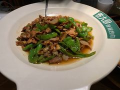 -费大厨辣椒炒肉(万家丽一店)