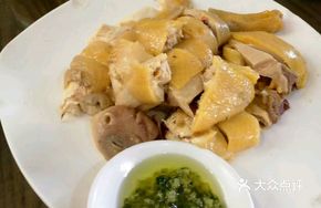 Ding Chu's Hand-Torn Chicken