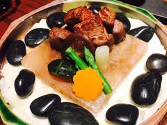 炙烤和牛小方-桐寿司Sushi Tong