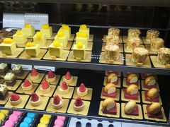 -半岛翡丽海鲜自助餐厅(观风亭店)