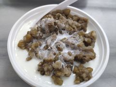绿豆沙双皮奶-芬芳甜品(同福路店)