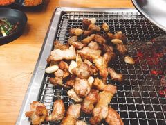 -肉甲韩国木炭烤肉(新壹街1店)