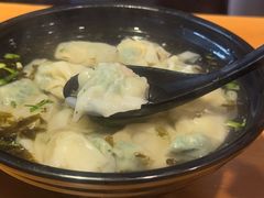 -真真鲜馄饨店(启蒙路店)