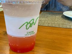 野莓气泡水-Chom Cafe and Restaurant