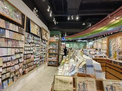 -墨格(世茂广场店)