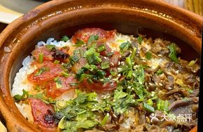Preserved Meat and Chicken Kidney Rice