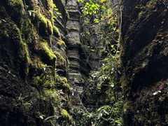 -梭布垭石林景区