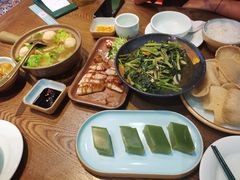 -马来西亚肉骨茶汤·招牌螃蟹·烧鸡·呷喱吧吧(海上世界店)