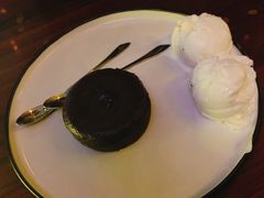 -Hooley's活利仕西餐厅(珠江新城店)