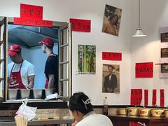 -柳州肥姨妈大骨螺蛳粉(曹路店)