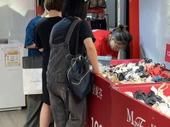 -宁波杉井奥特莱斯广场