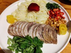 -肘子酥·天津菜·特色捞面(德云社店)