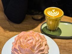 -潮一不贰·法式甜品·生日蛋糕·西式简餐(外滩店)