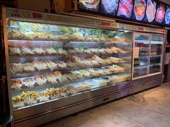 面包甜点陈列柜-来涮蜀鲜货火锅串串香(菜市口店)