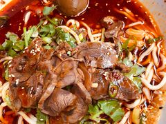 香辣牛肉面-陈家面馆