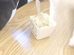 -野人先生Gelato(上海长宁龙之梦店)