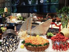-棕榈阁·巴西烤肉海鲜自助餐厅(中州皇冠假日酒店)