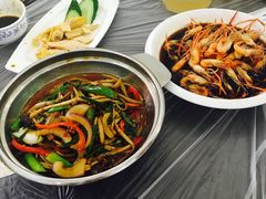 -侬佳蒸菜馆(听潮店)