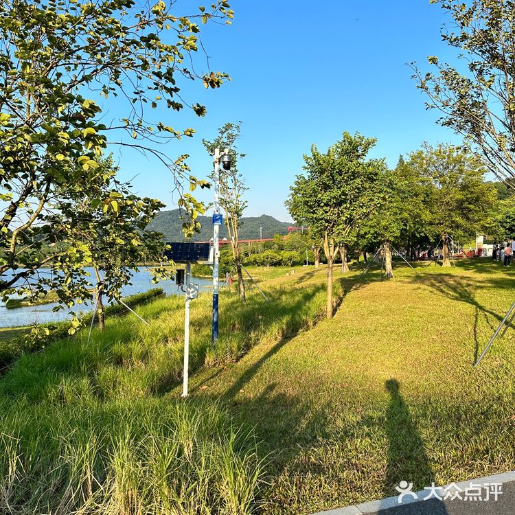 深圳新店｜藏在湖边的治愈系咖啡店☕️