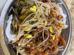 -灵山卢梅燕粉店