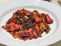 梅干菜烧脱骨猪手-四季民福烤鸭店(外滩外白渡桥店)