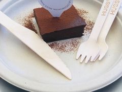 国民生巧系列-HUGS coffee(东区店)