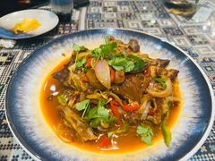 胡辣羊蹄-新疆伊宁远征餐厅