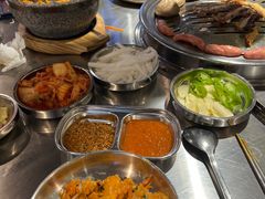 -哈哈碳都·牛肋条无限自助烤肉(宝龙店)