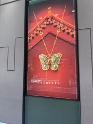 -周大福CHOW TAI FOOK(浦东八佰伴店)