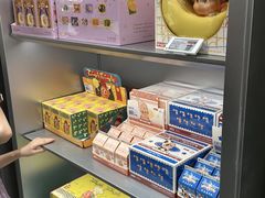 -泡泡玛特POPMART(国金街店)