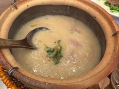 潮界生滚牛肉粥-潮界(LU·ONE凯德晶萃广场店)