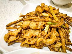 -香港新发烧腊茶餐厅(水围店)