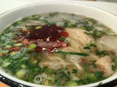 -德元兰州纯汤牛肉面(龙阳路店)