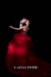 -雪中彩影婚纱摄影·微光艺术中心