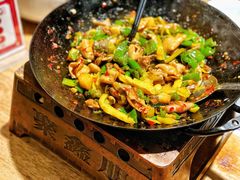 酸菜肥肠-聚鑫朋酸菜肥肠(文艺路口店)
