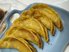 -老新隆牛肉锅贴(新街口店)