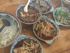 麻辣肥肠-正兴张血旺
