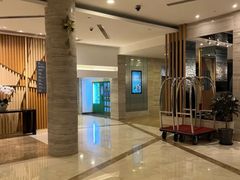 -上海虹桥君丽假日酒店(娄山关路地铁站店)
