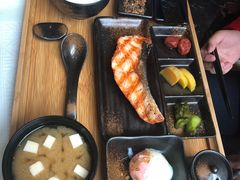 -上海半岛酒店·半岛精品店