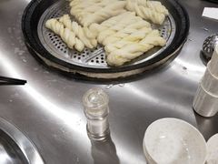 -粘豆包柴火铁锅炖