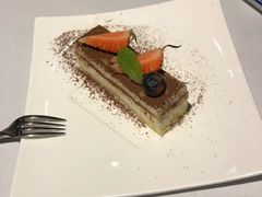 -哈布斯扒房(华发商都店)