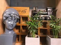 -HIGH FIVE哈福手工汉堡(桂林路店)