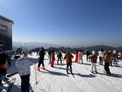 -浙东第一尖雪山欢乐谷