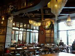 -玛格萝妮(汇智国际商业中心店)