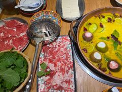 -洱火云南酸菜牛肉火锅(石景山当代商城店)