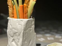 -穹六人间 people 6(岳阳路店)