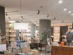 -魔方城市书房(中街益田店)
