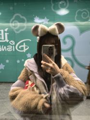 -镁连社·美联社
