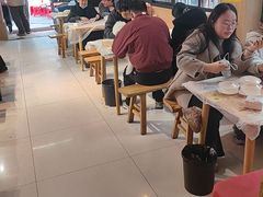 -郑记•不夜城烧烤•龙虾•虾蟹(黄鹤楼店)