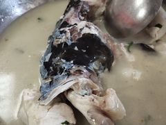 -雪湖煜辰鱼头老店(雪野湖店)